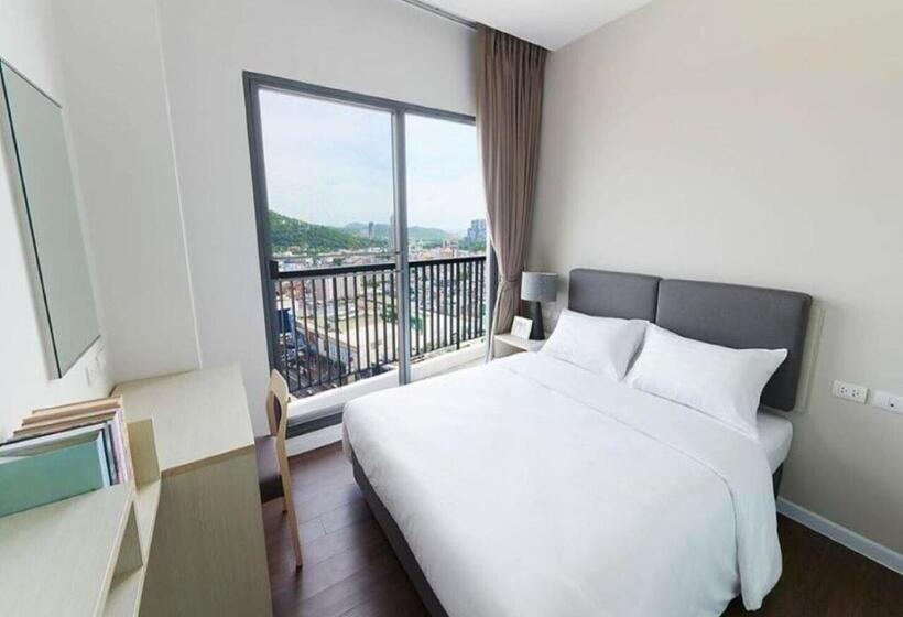 هتل Citiresort @sea Sriracha