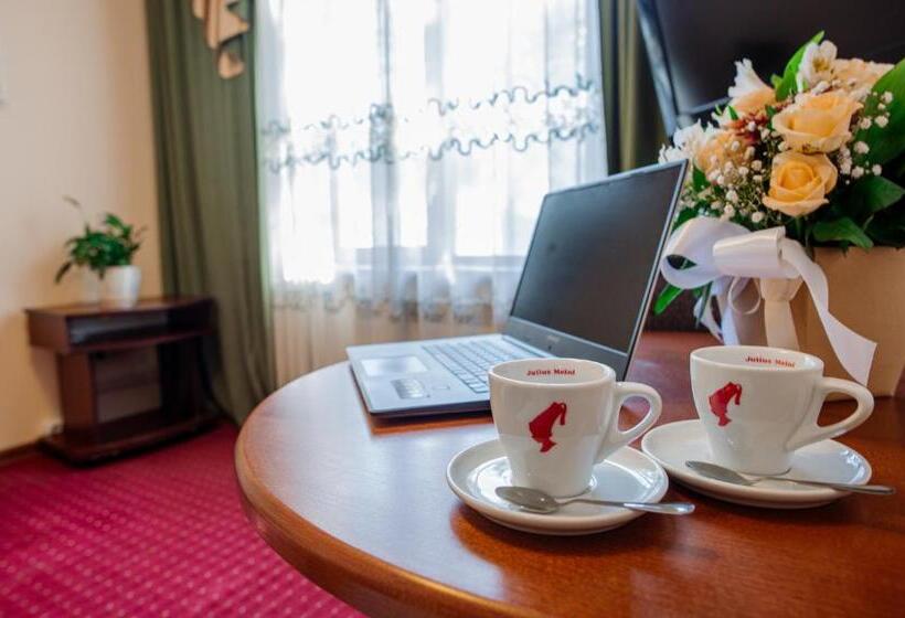 בית מלון כפרי Club Ph