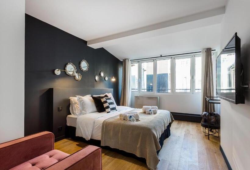 Cmg   Champs Elysées Boetie 4df