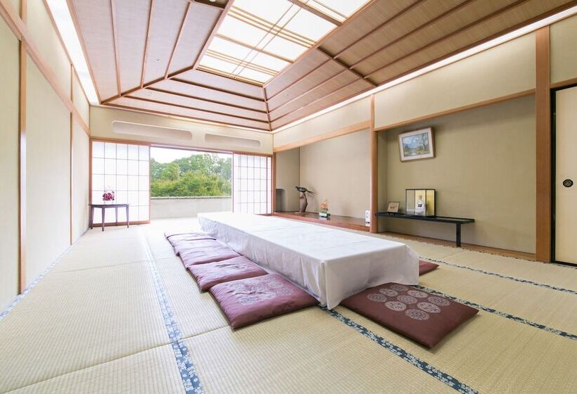 ホテル Crystal Palace