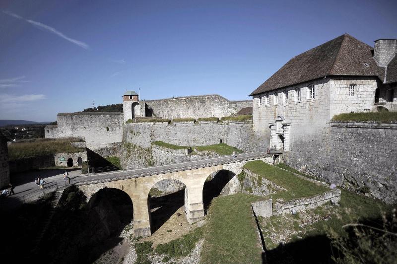 酒店 Ibis Budget Dolechoisey