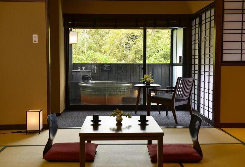 בית מלון כפרי Kirishima Kanko