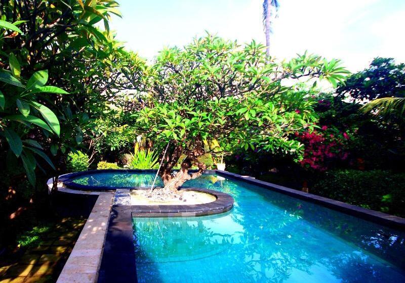 هتل Sejuk Cottages