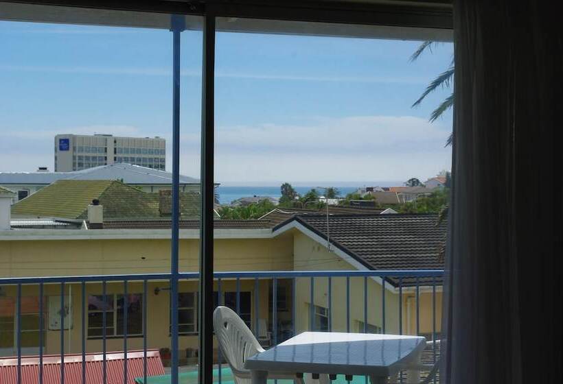 پانسیون Aqua Marine Guest House