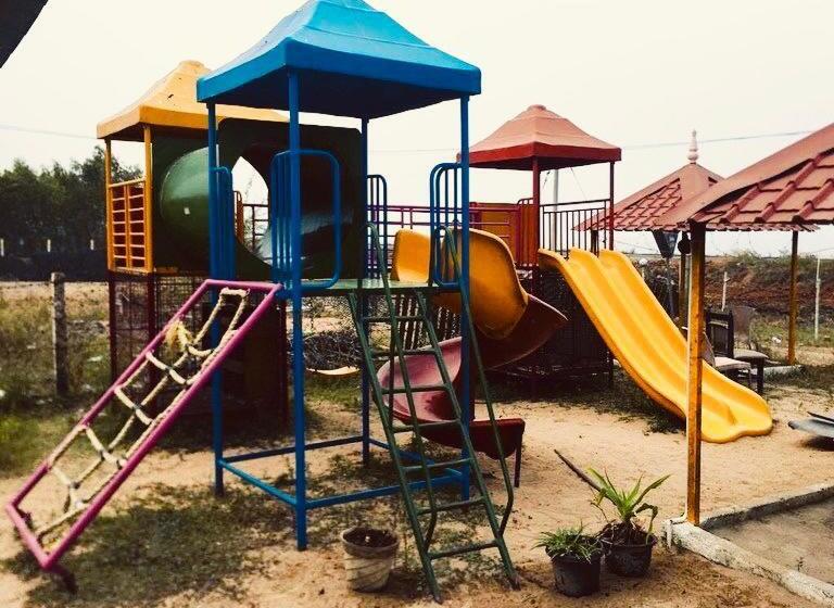 فندق Rose Lake View Resort