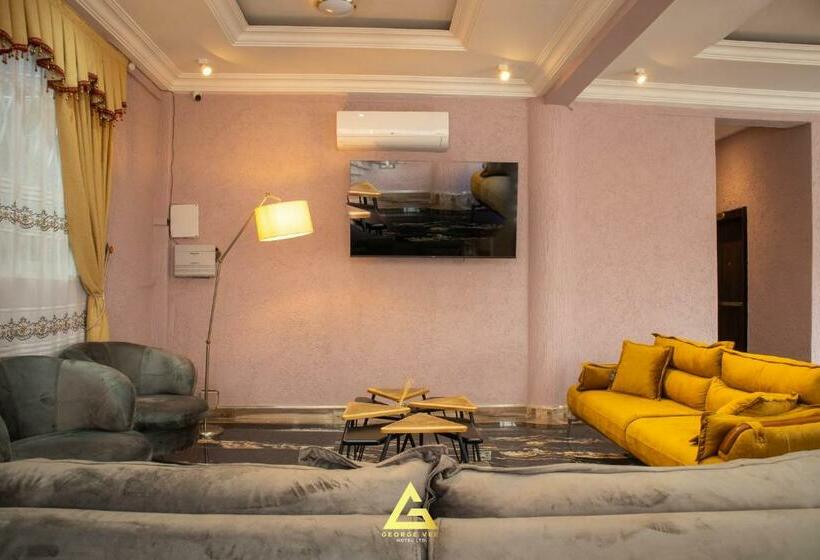 住宿加早餐  George Vee Hotel Ltd