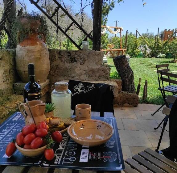 مبيت وإفطار Masseria Li Vecchi