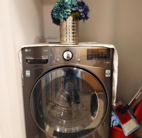 膳宿费 Greenleaf 2 Bdrm 1bth Suite & Private Entry