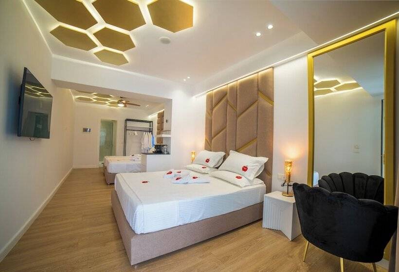 هتل Adam & Eve Suites
