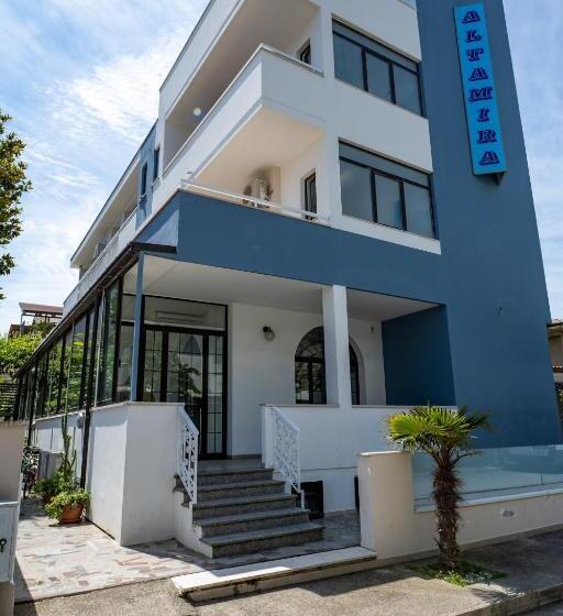 فندق Albergo Altamira