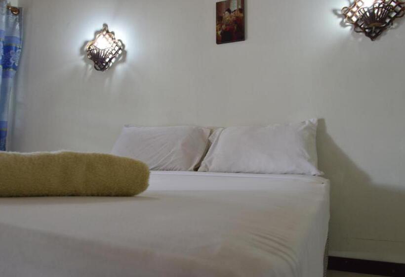 پانسیون Lux Guesthouse