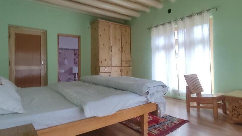Пансион Streamlet Homestay