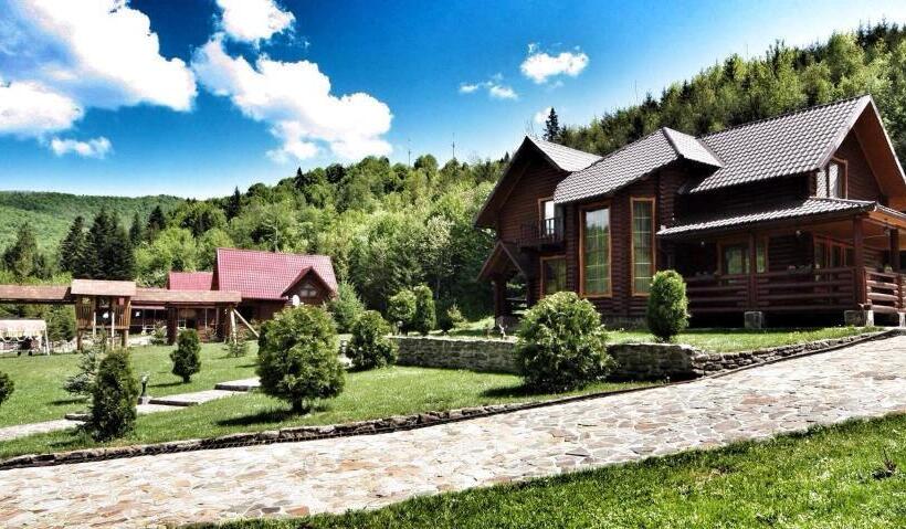 ホテル Lisova Kazka