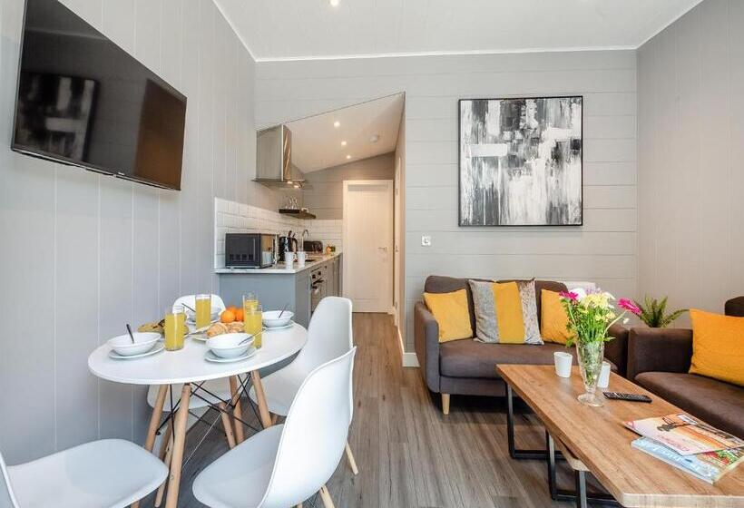 אתר נופש Ogwen Bank Caravan And Lodge Park