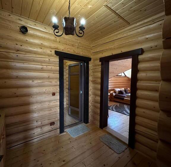 Auberge Hôtelière батярський двір