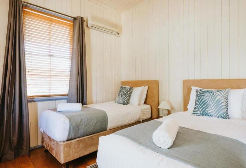 Apple Blossom Cottages