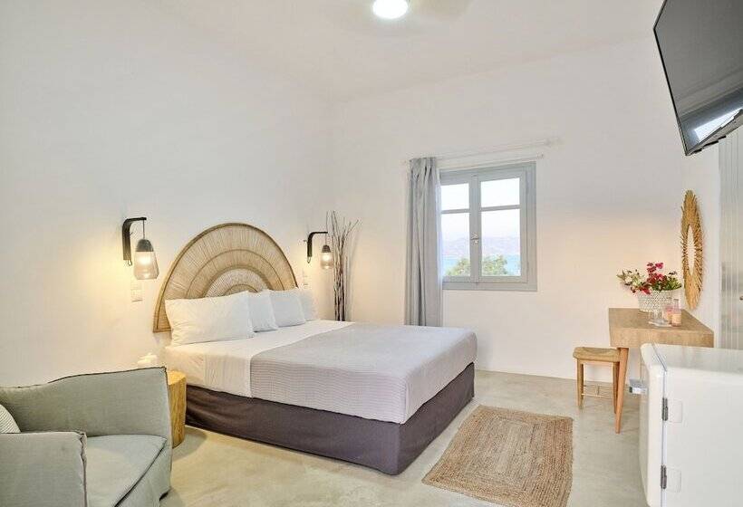 تختخواب و صبحانه Bonatsa Beach House Kimolos