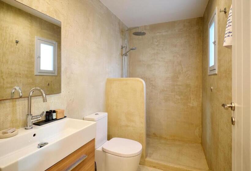 تختخواب و صبحانه Bonatsa Beach House Kimolos