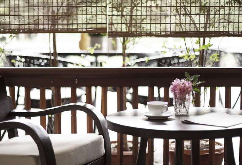 ホテル Baan Luang Rajamaitri Historic Inn