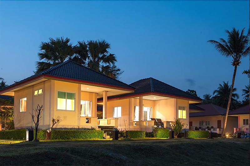 هتل Chonnapha Resort