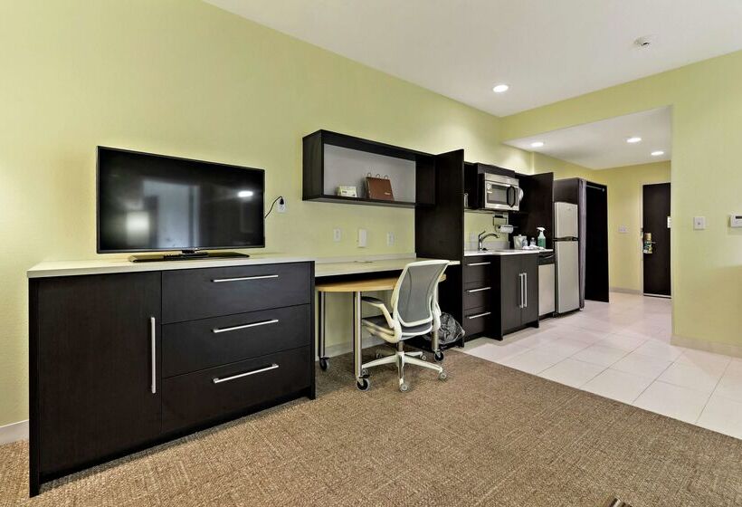 فندق Home2 Suites By Hilton Gulfport I10
