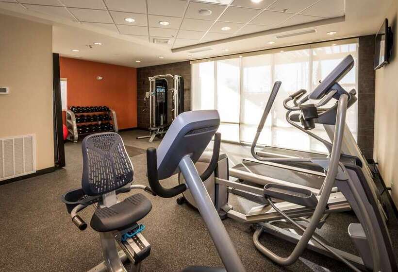 فندق Home2 Suites By Hilton Gulfport I10