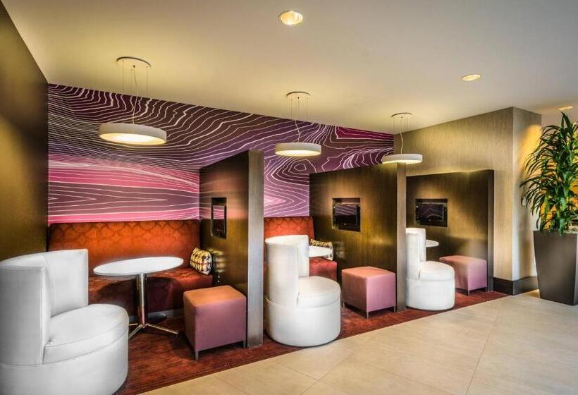 هتل Residence Inn By Marriott Charlottesville Downtown