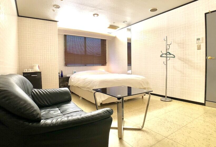 Отель Ritz Koshien