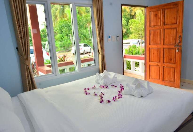 호텔 Selamat Lanta Resort