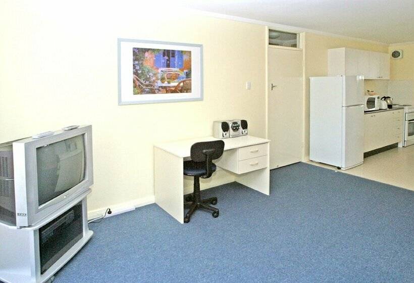 Como Apartments   Geraldton