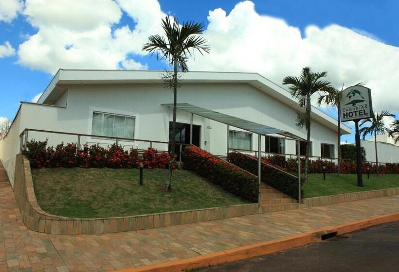 בית מלון כפרי Candeias