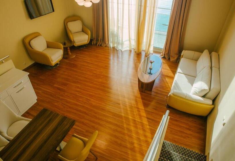 هتل Castello Mare