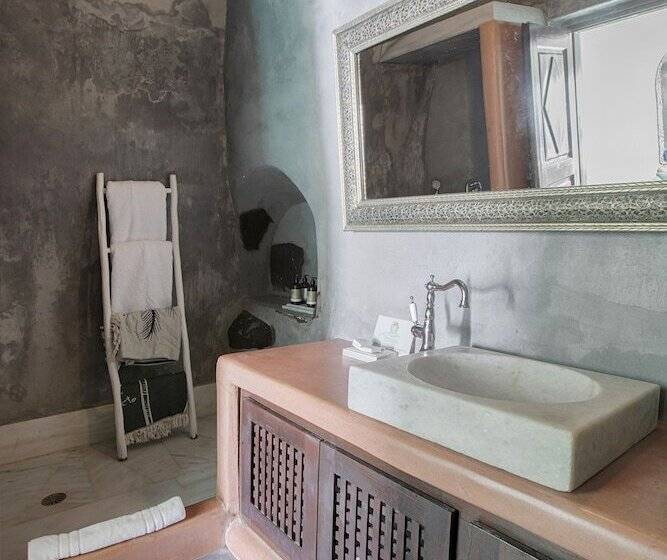 هتل Ducato Di Oia   Adults Only