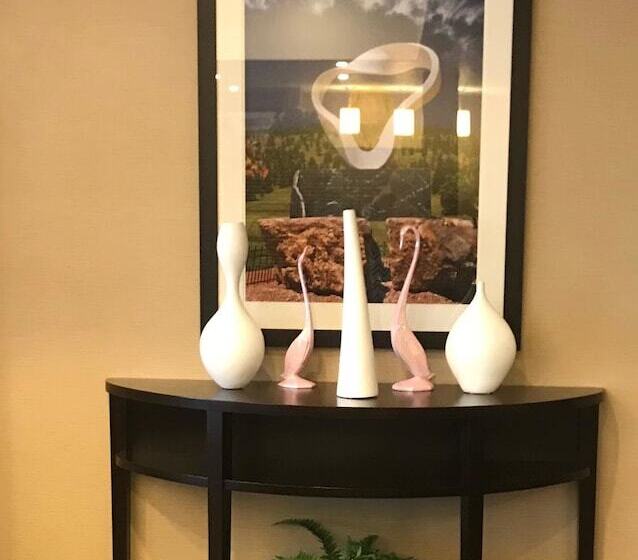 فندق Heartland Inn And Suites