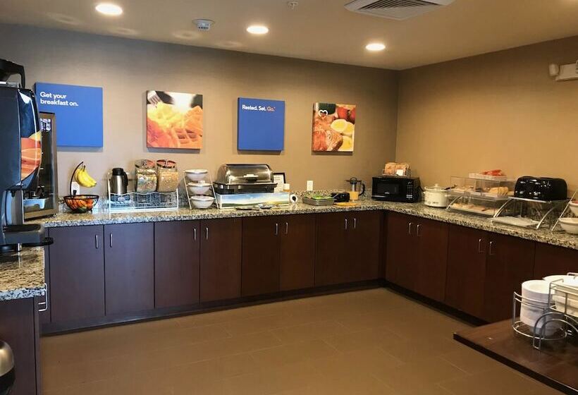 فندق Heartland Inn And Suites