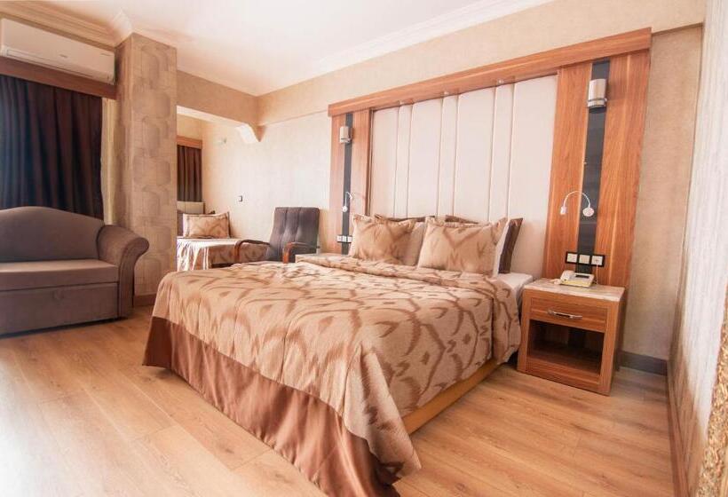 Laur Hotels Experience & Elegance