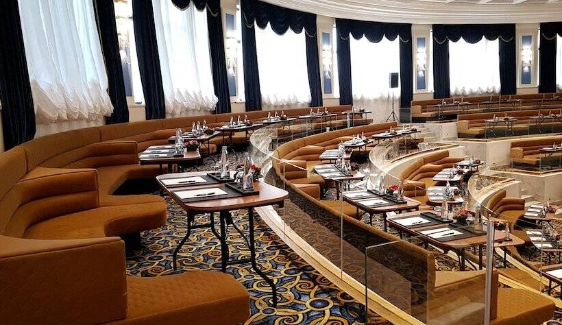 ホテル The Biltmore  Tbilisi