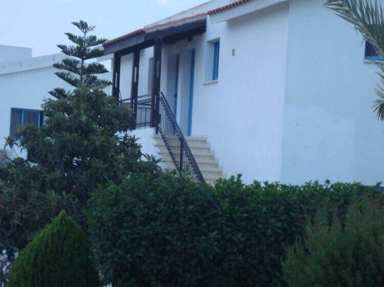 Socrates Apartments
