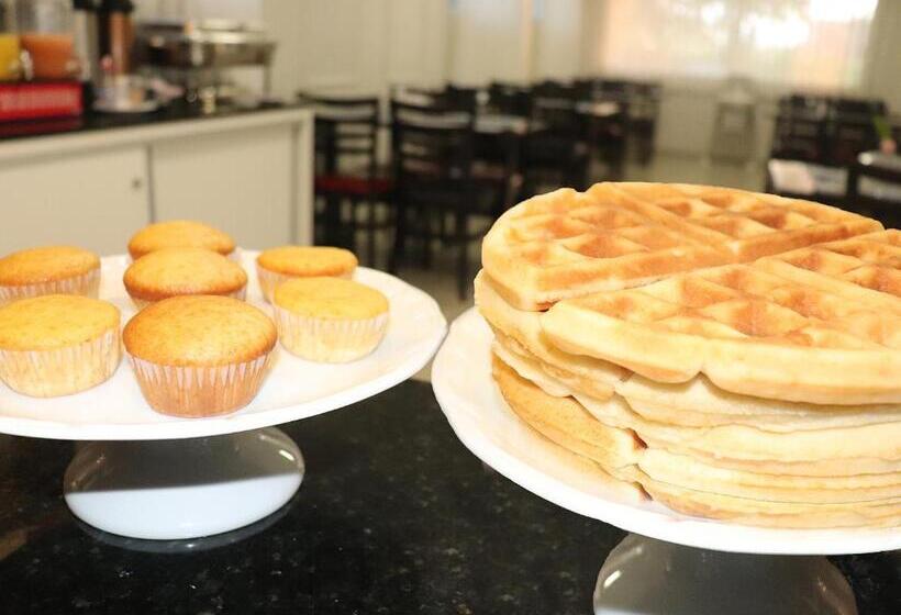 בית מלון כפרי Paris