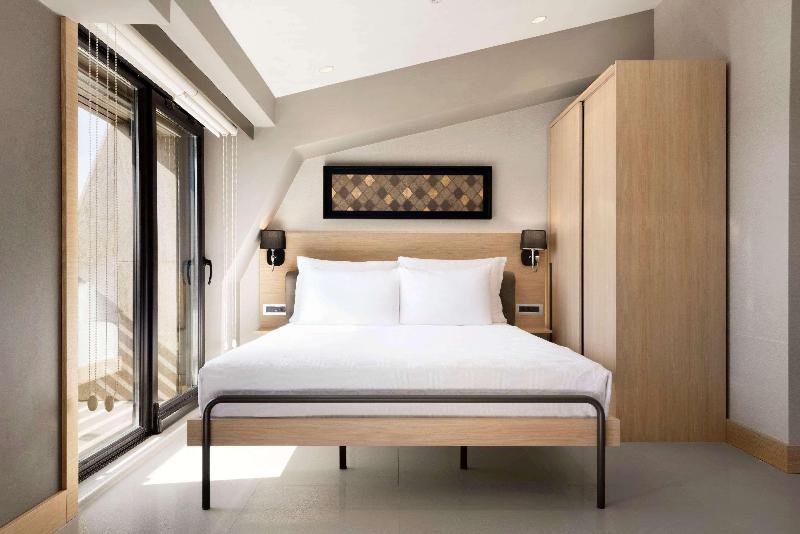 Hawthorn Suites By Wyndham Eskisehir