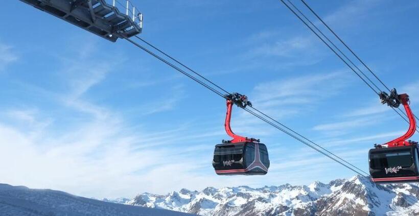 هتل Garni Valülla