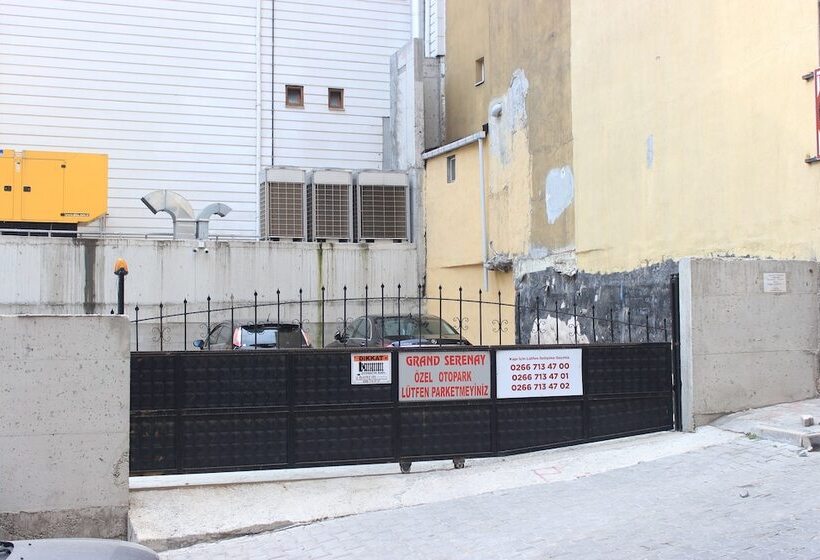 فندق Grand Serenay