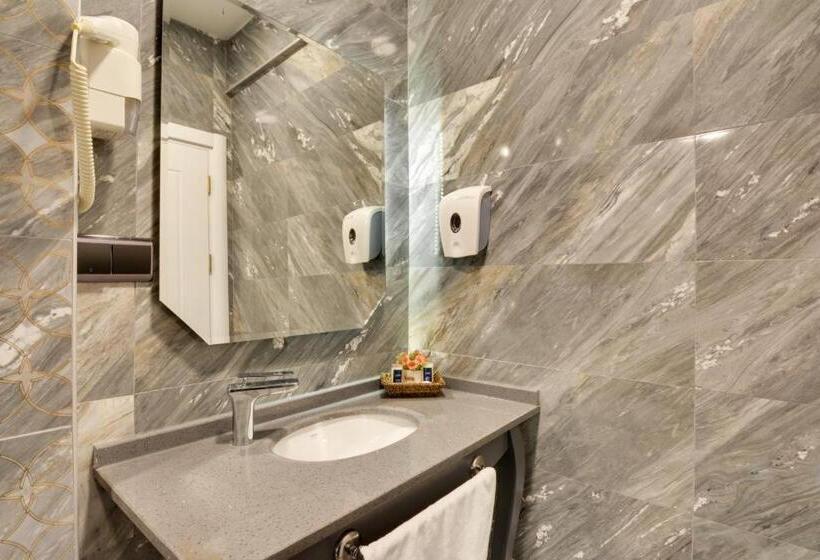 هتل Grande Stella