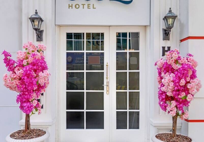 هتل Grande Stella