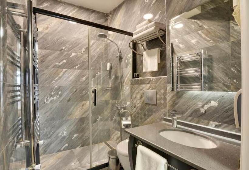 هتل Grande Stella