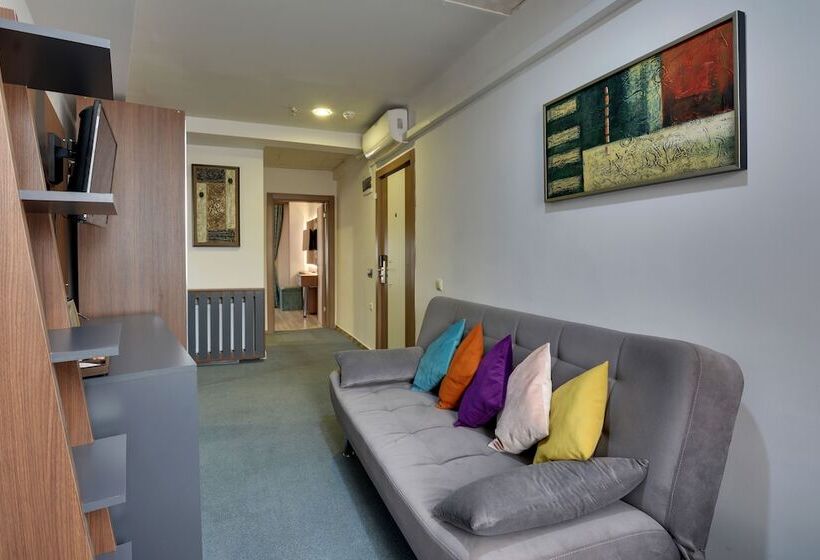 هتل Grande Stella