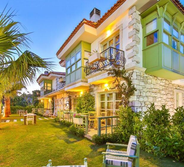 هتل Palas Alaçatı   Adult Only