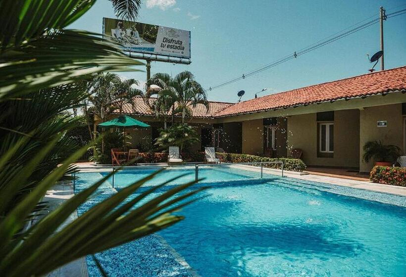 هتل Paloverde Villas Campestres