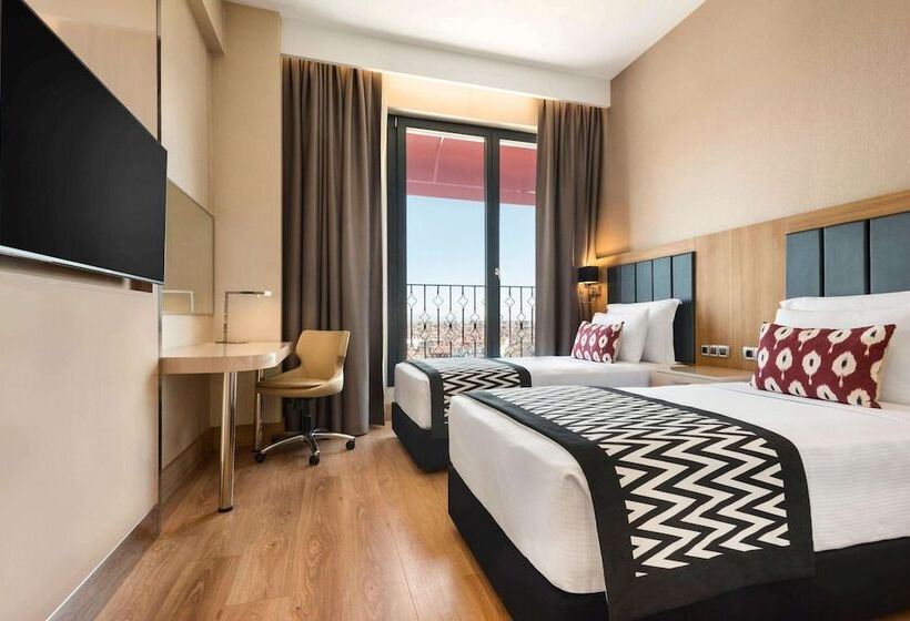 בית מלון כפרי Ramada Encore By Wyndham Eskisehir