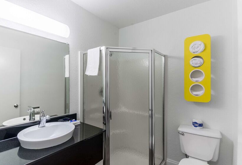 Motel 6   Pensacola West